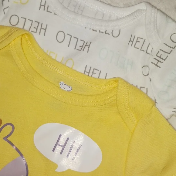 NWT... 2 pack onsies - Picture 2 of 3